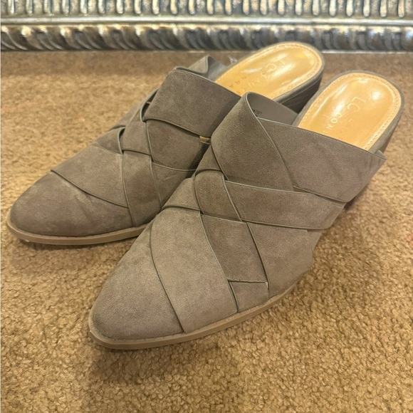 Lauren Conrad Mules Size 7 - Picture 1 of 2